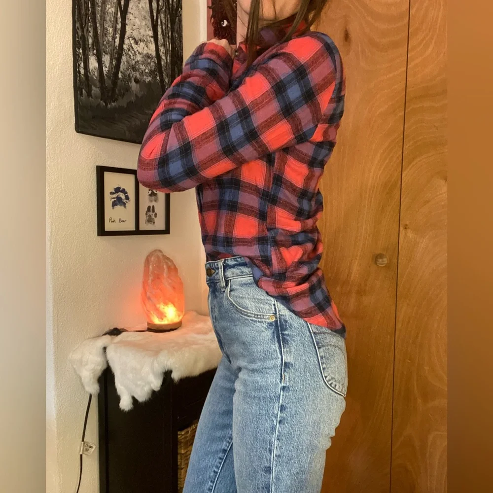 Vintage button down - Picture 2 of 8